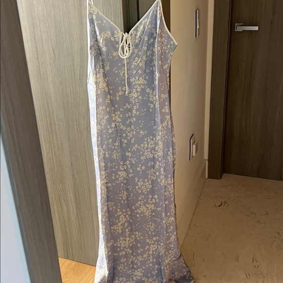NWT Rumored Daytona Maxi Dress in baby's breath floral blue white XL - Picture 2 of 13